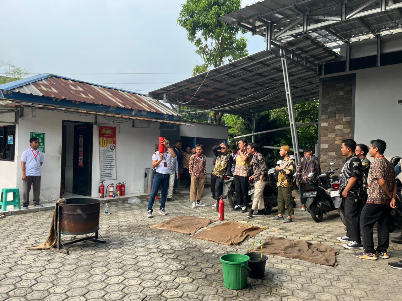 PT. Sinergi Satria Perkasa siap menjadi outsourcing atau mitra kerja terbaik untuk melayani kebutuhan mitra kerja